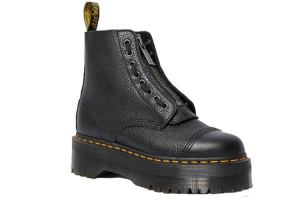 Dr. Martens Sinclair Black Aunt